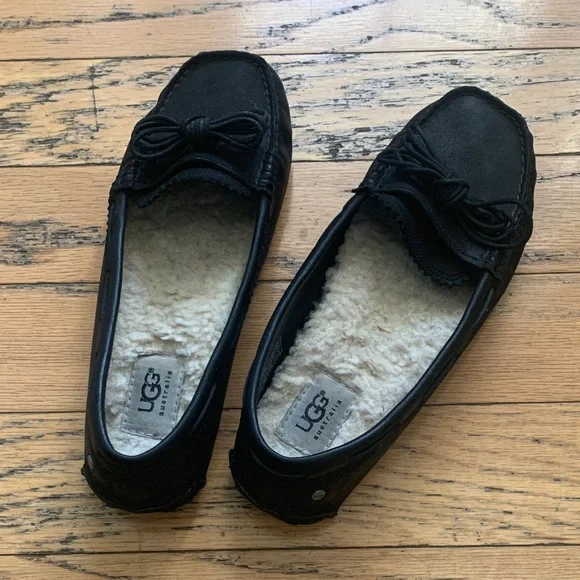UGG Black Moccasin Loafers - Picture 2 of 5
